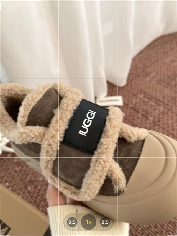 2025126111811360 270